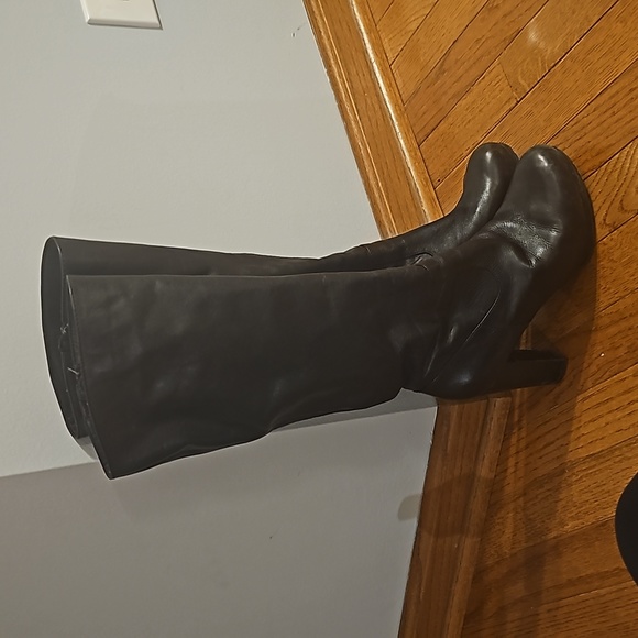 Platform heeled knee high boot - Picture 1 of 8